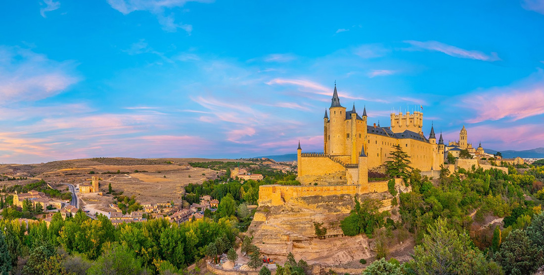 Alcázar de Segovia i solnedgang